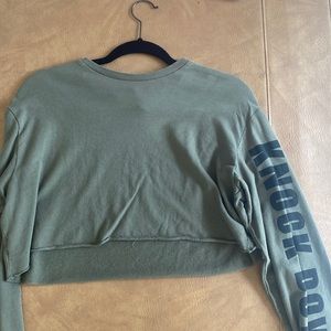 Lone sleeve crop top